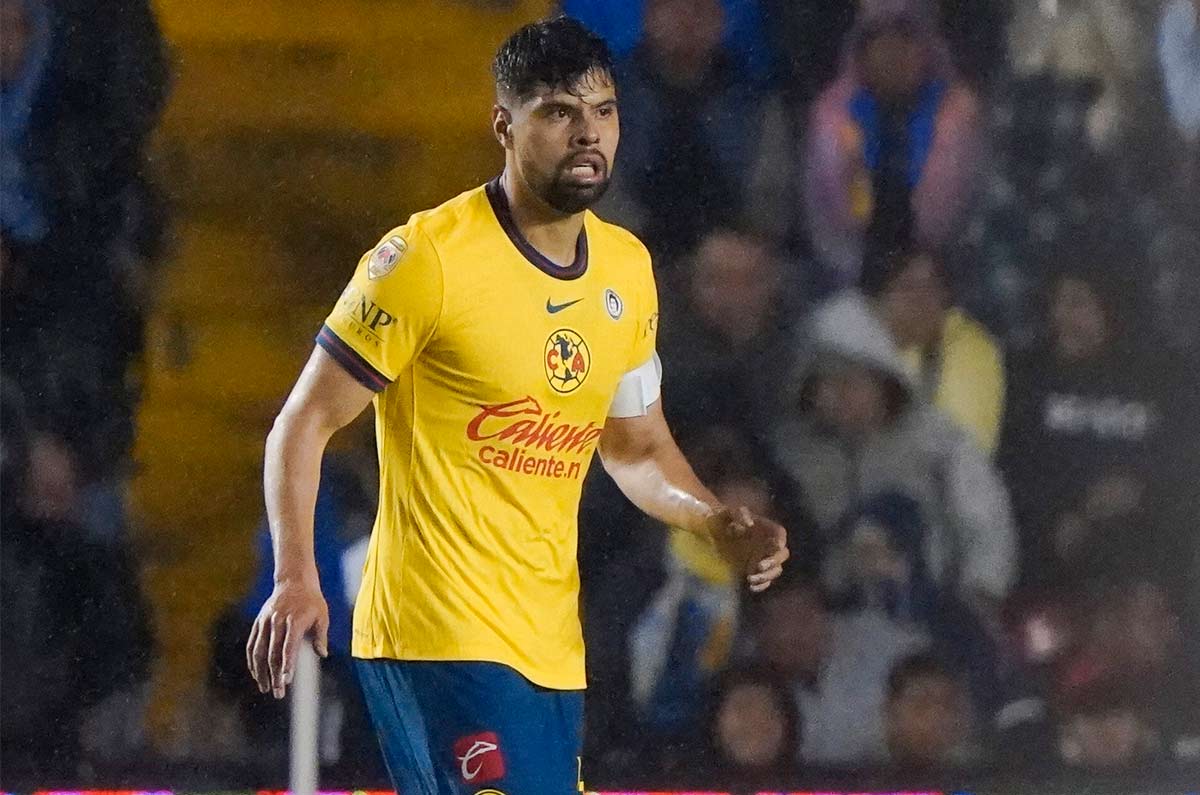 Mayteoro09's tweet photo. Se fue primero André Jardine antes que Néstor Araujo, jajaja que mamada. https://t.co/YYnJUt16cq