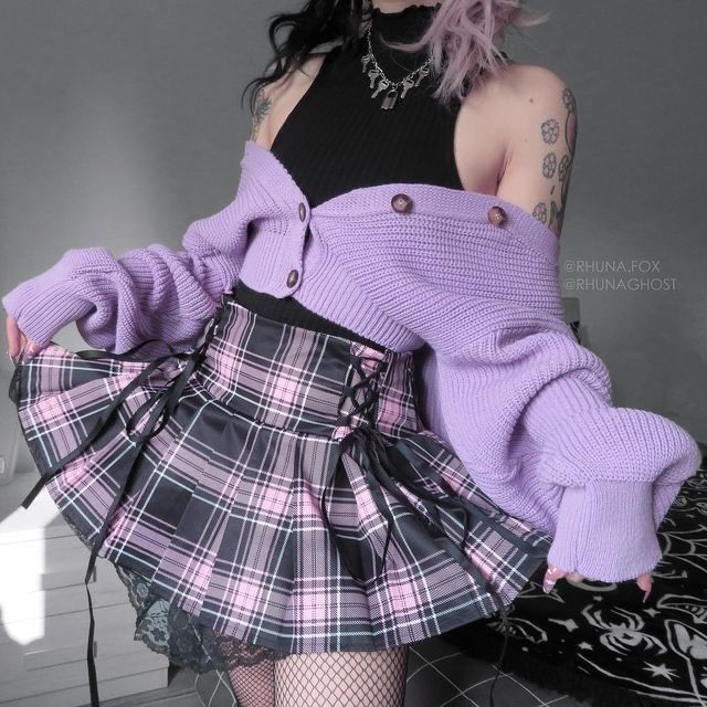 AliceBeterrabab's tweet photo. BRO QUE INVEJA DAS MULHERES CISSSS EU SÓ QUERIA PODER ME VESTIR ASSIMMM 😭😭😭

Eu n posso pq uhh eu tenho pessoas em casa ent tipo.. não dá https://t.co/8F8a4neEFy
