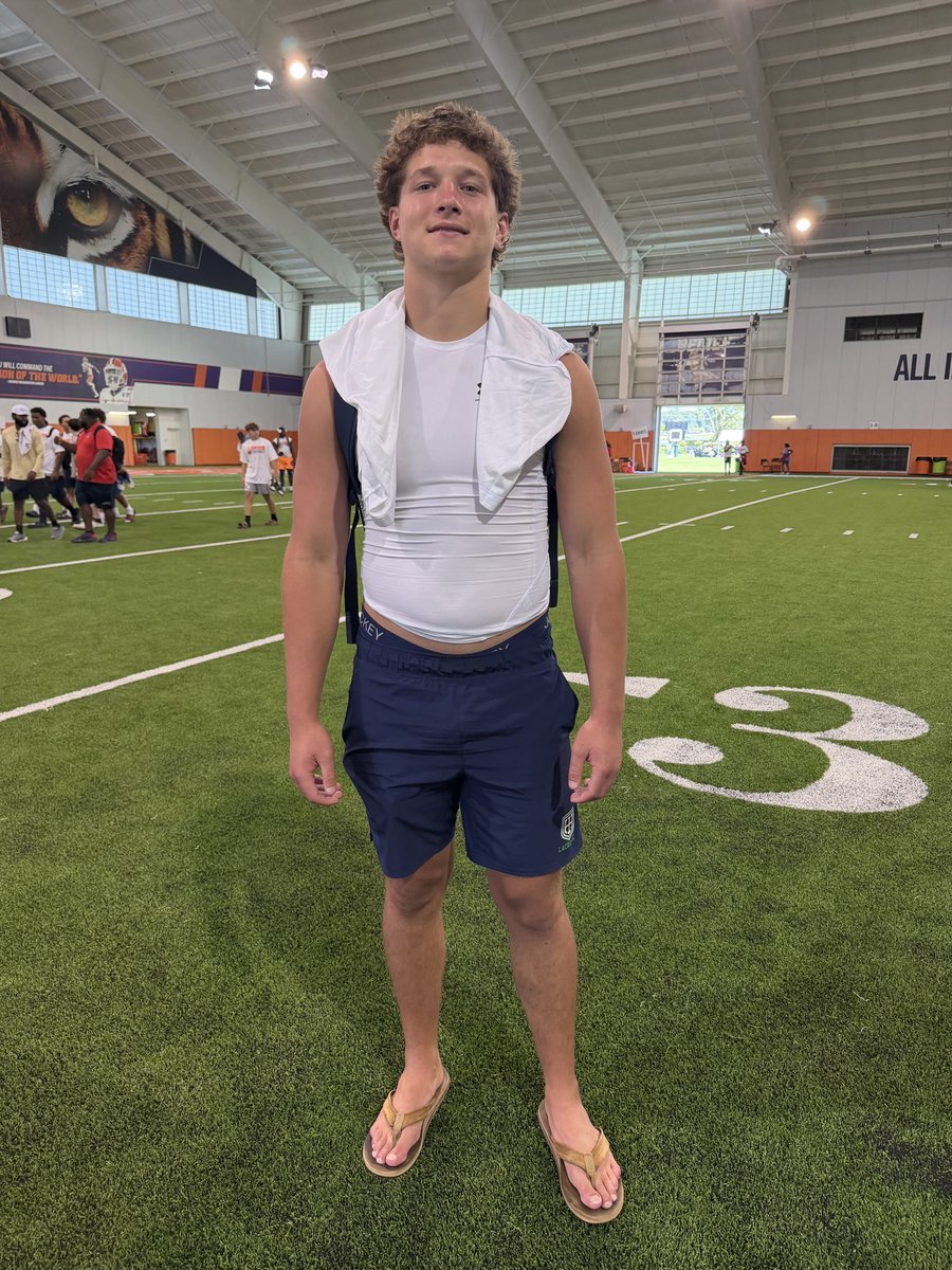 heywardbelser's tweet photo. Thanks to @ClemsonFB for having a great camp today! @CoachTA44 @Coach_TomAllen @PrepRedzoneSC @MichaelWoosley @CSAPrepStar @Tymere_4 @Coach__Buckley @CoachAG_53 @CoachMMcGee https://t.co/sEzHnOSJoG