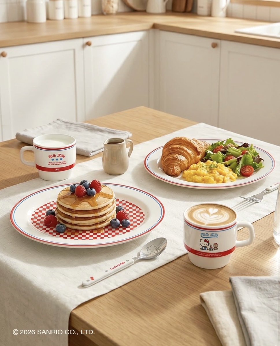 韓国サンリオ】レトロなチェック柄が可愛いハローキティのブランチ食器