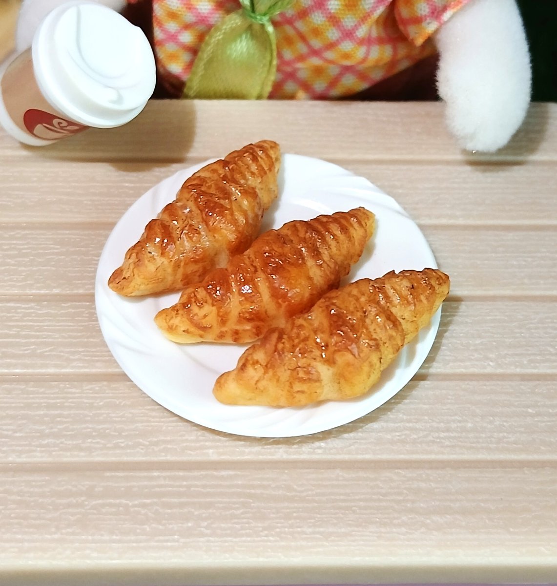にじげん大塚からのお知らせ📢 公式キャラ・トロリの運営するお店