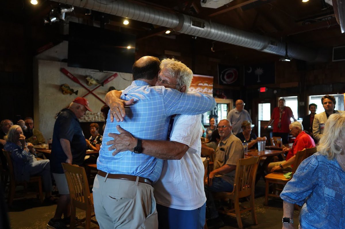 AGAlanWilson's tweet photo. Another busy day on the trail! Today’s bus stops were all over the Pee Dee and Grand Strand. Being on the road, meeting so many of you, reminds me why this fight is worth it. Your families and your future are worth fighting for, and I’ll do just that as Governor. https://t.co/SKczypECiF