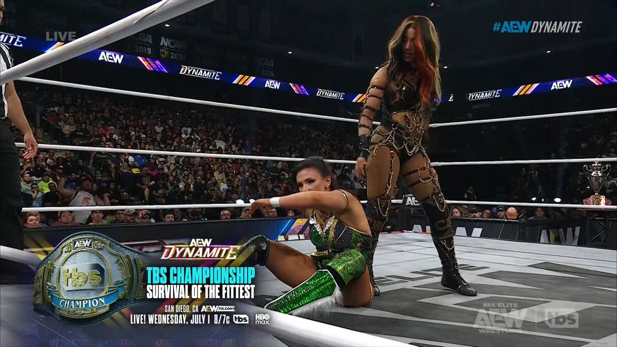 MercedesMoneCom's tweet photo. #MercedesMoné #TheCEO #CEO #AEW #AEWDynamite https://t.co/GI7XkDERxb