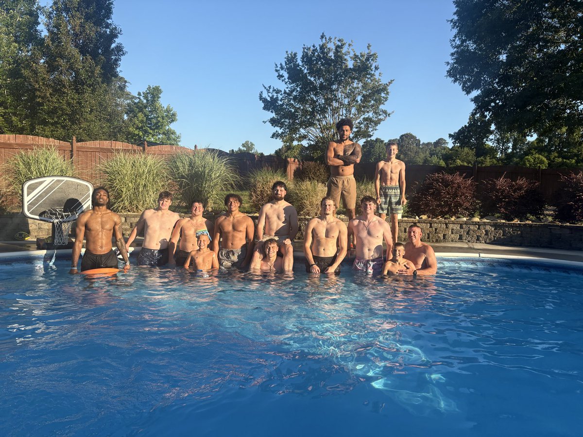 CoachBeschorner's tweet photo. #fellowship greatful for this special group of players.  @WakeFB https://t.co/hJ2W11N8xk