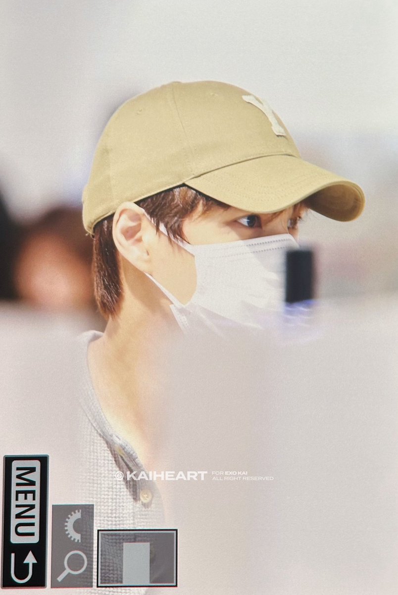 KAI_HEART_114's tweet photo. 260604 KIX 👀❣️

#KAI #카이 #종인 #엑소카이 https://t.co/Rh76Th3lNo