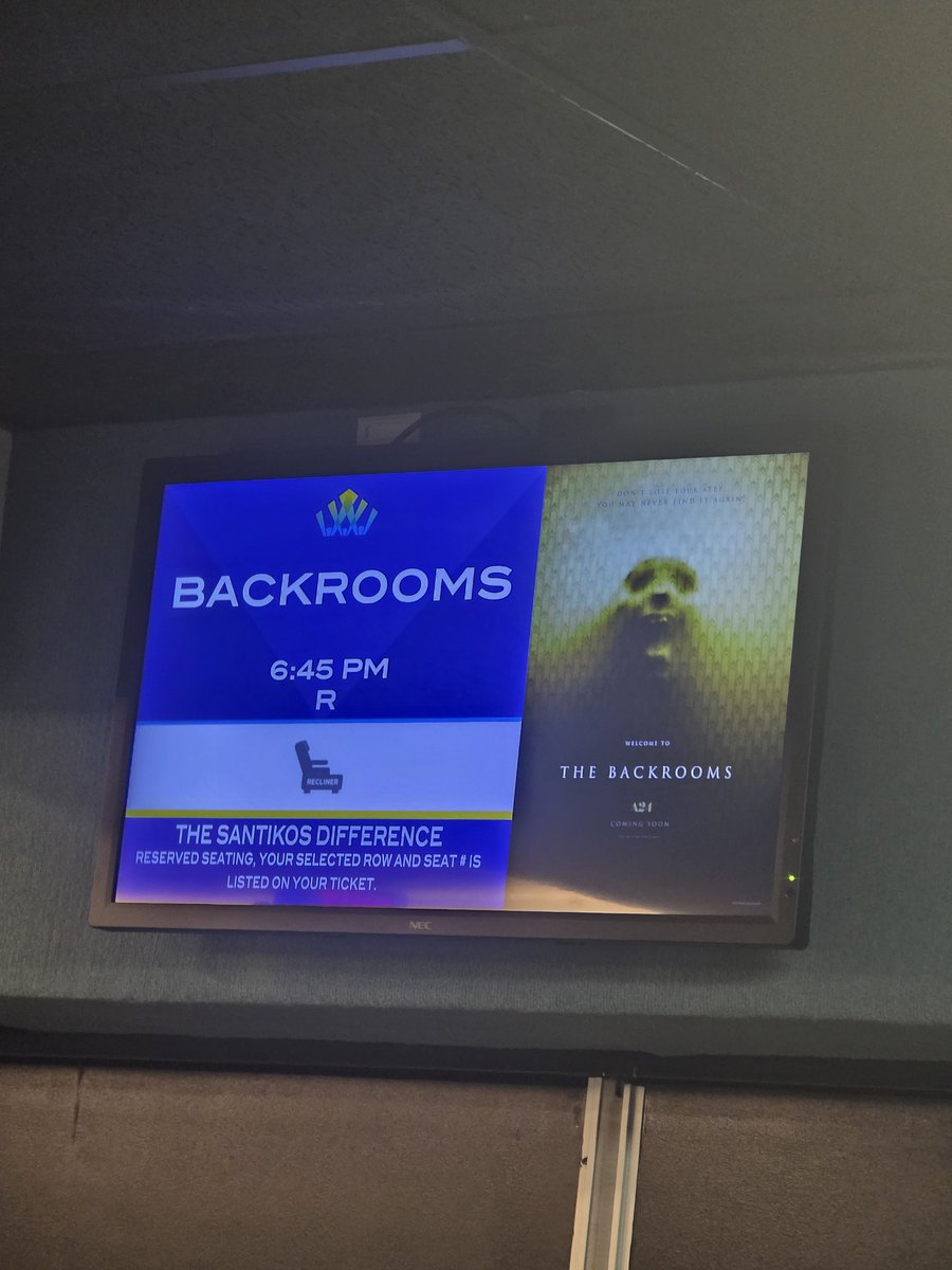 CaptainDedpool's tweet photo. Ok yall way overhyped this movie lol
Like, I liked it but holy shit..this movie had basically nothing happen lol. There was barely a semblance of a plot. The backrooms definitely well designed and definitely bring out some anxiety
The found footage parts were the best part lol https://t.co/DSgfVqc8X9