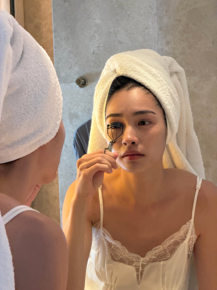 MintRanchMR's tweet photo. GRWM✨ https://t.co/RUG19C7uoC