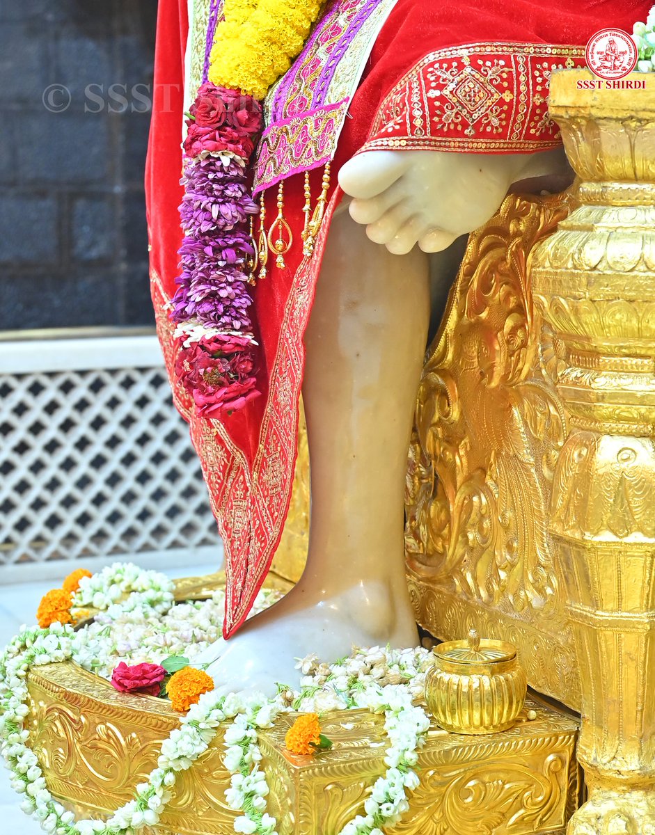 SSSTShirdi's tweet photo. *!! ॐ साई राम !!*
*श्री साईबाबा संस्थान विश्वस्त व्यवस्था,शिर्डी*
*!! ॐ Sai Ram !!*
*Shri Saibaba Sansthan Trust, Shirdi*
≈≈≈≈≈≈≈≈≈≈≈≈≈≈≈≈≈ 
*आरती :-माध्यान्ह आरती*
*गुरुवार ०४ जून २०२६*  
*Aarti :-Madhyan Aarti*
*Thursday 04 Jun 2026* https://t.co/TIfCgGZM7z