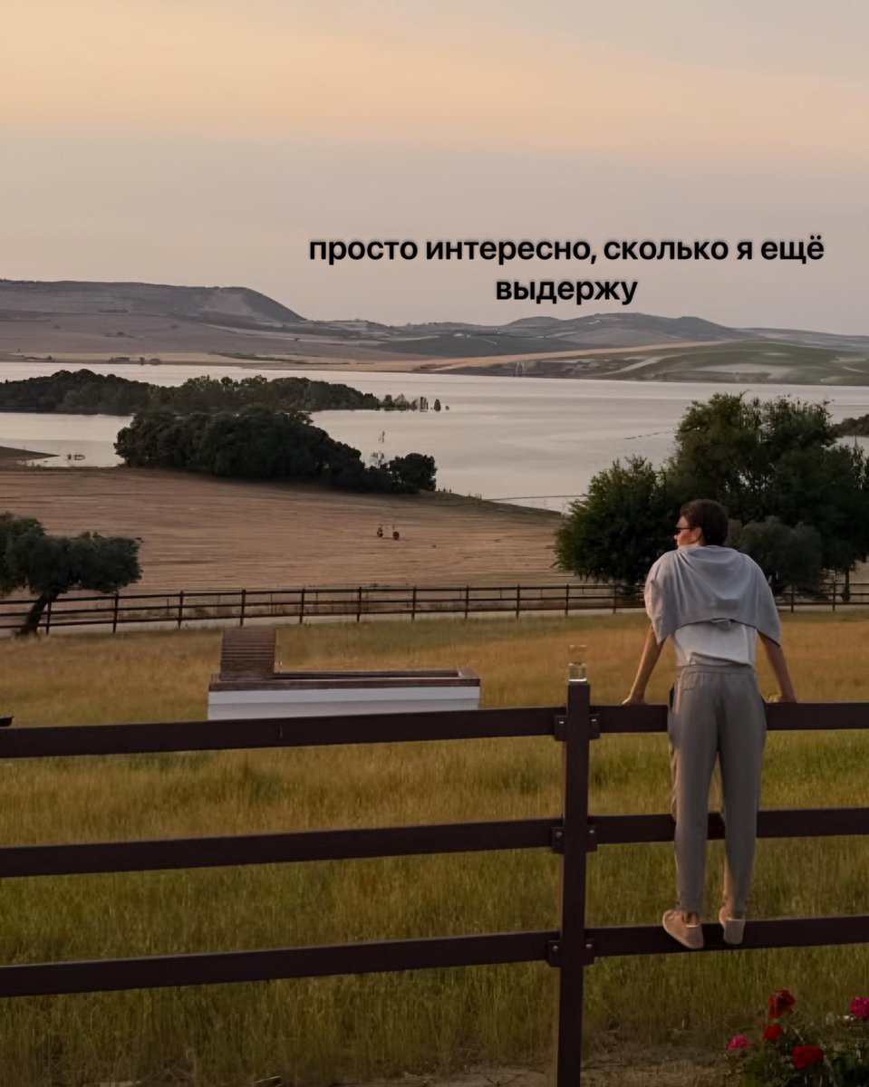 LonelyHackerman's tweet photo. хочу найти мьючек по ф1🙏🏻

~ женя, 01 лайн, intj;
~ 63 и 81 моя римская империя, софт спот для 43;
~ мультишиппер, но джоскары....;
~ помимо ф1 немного шарю за бг3 (и другие игры типа детройда, ведьмака, хейдс), кейпоп, разные сериалы (от Ганнибала до легенды о вокс макине); https://t.co/3GECNJmK7c