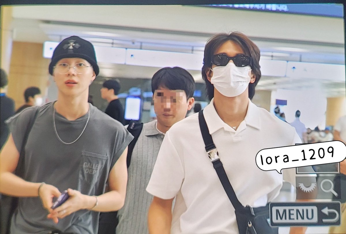 lora_1209's tweet photo. 260604 민호&amp;태민 김포공항 출국 

#샤이니 #민호 #최민호 #태민 #이태민  #SHINee #Minho #Taemin #ミンホ #崔珉豪 #珉豪 #テミン #李泰民 #泰民 https://t.co/u4notL1w7k