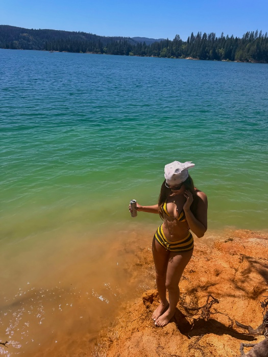 SpoiledSab's tweet photo. I just received a contribution towards Summer vacation from Anonymous via Throne. Lucky you ! https://t.co/3oLu7yK5id
