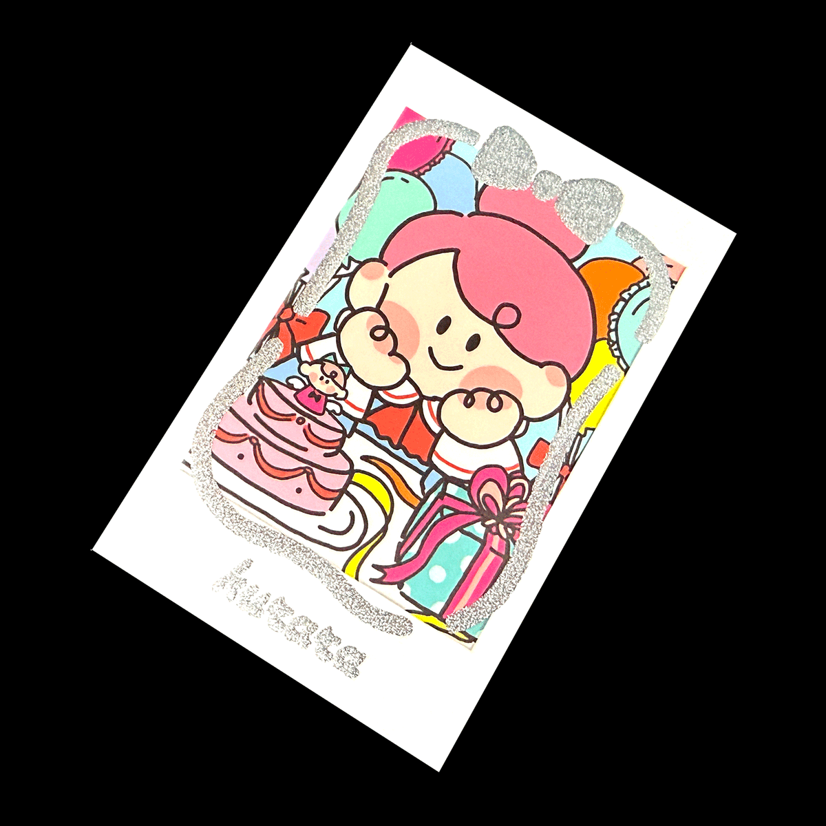 otaclub's tweet photo. 【新商品開発中】
デジタル箔に新しい種類が追加される予定です。
１枚目２枚目・グリッターシルバー、ゴールドの二種です！チューブ型のラメペンのような仕上がりになります！これは新しいタイプの仕上がりです。めちゃくちゃ可愛いですよ！
３枚目・オイル風クリアー箔です！虹のようなうにょうにょとした模様が半透明にかかっていて、ファンシーな仕上がりです！
これ以外にも10種類以上の箔が増える予定です！それに伴い、サンプル画像を作成し直します！実装をお待ちいただけましたら幸いです！