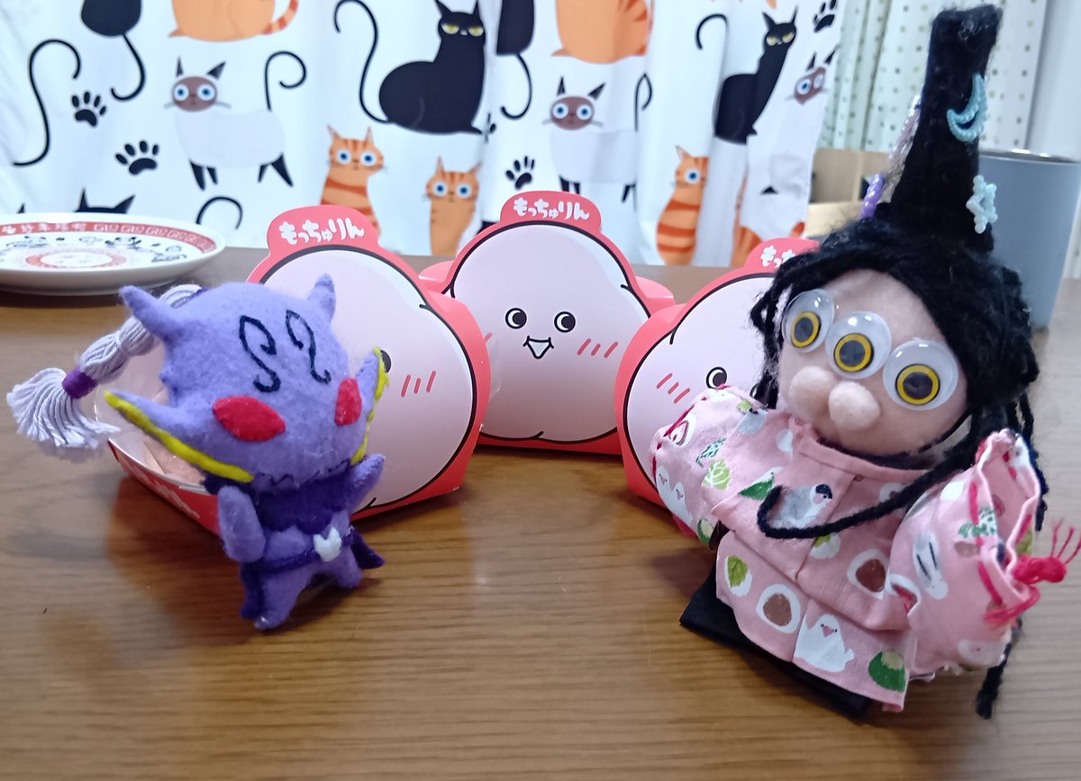 skiy4a's tweet photo. オヤツの時間だー！
もっちゅりんだー！ https://t.co/q6Is5wctPf