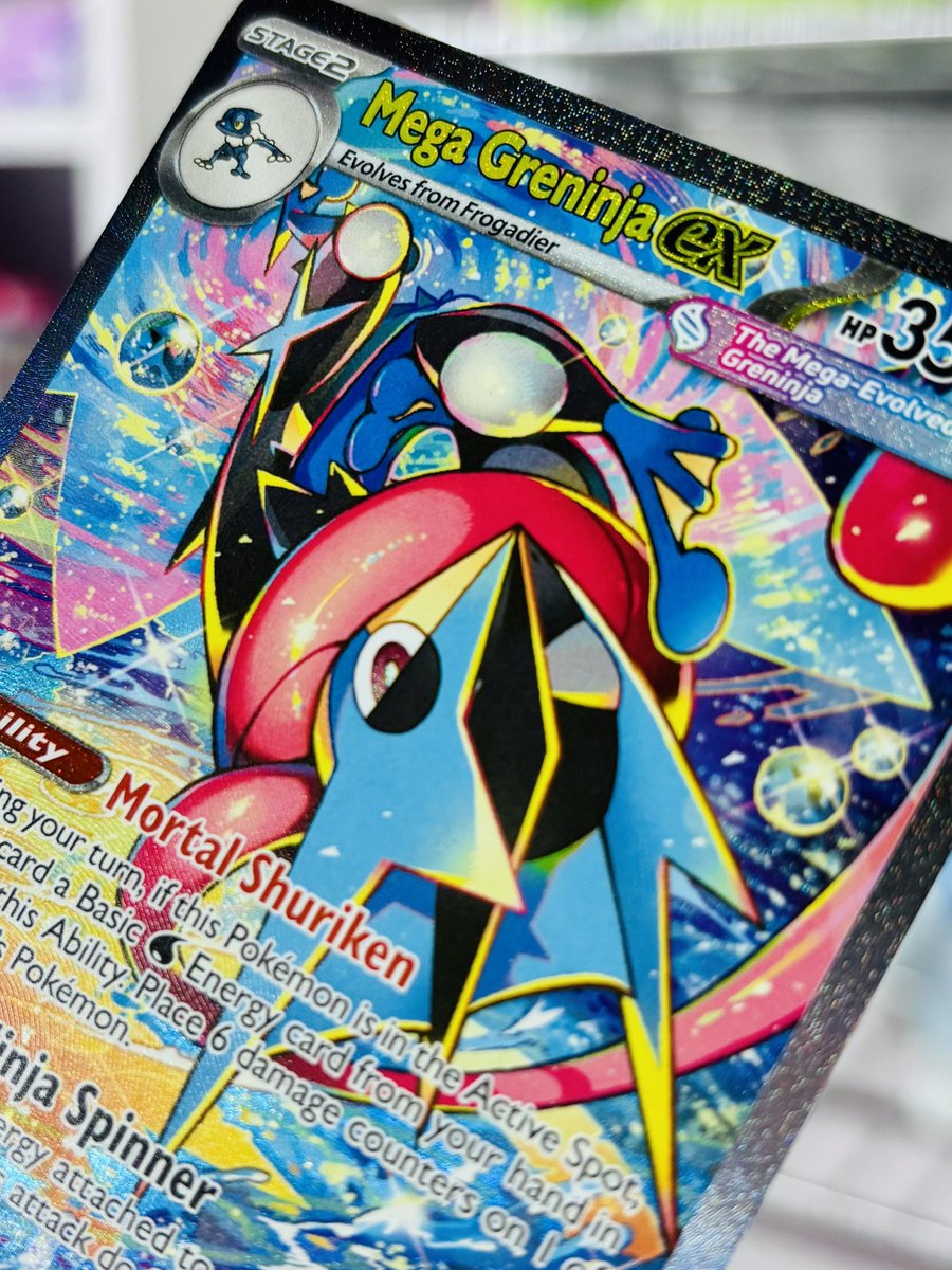 toastbuns's tweet photo. a little look into my work life lately.. i love taking close up pictures of cards! 🩵 https://t.co/1axP2eBUgY