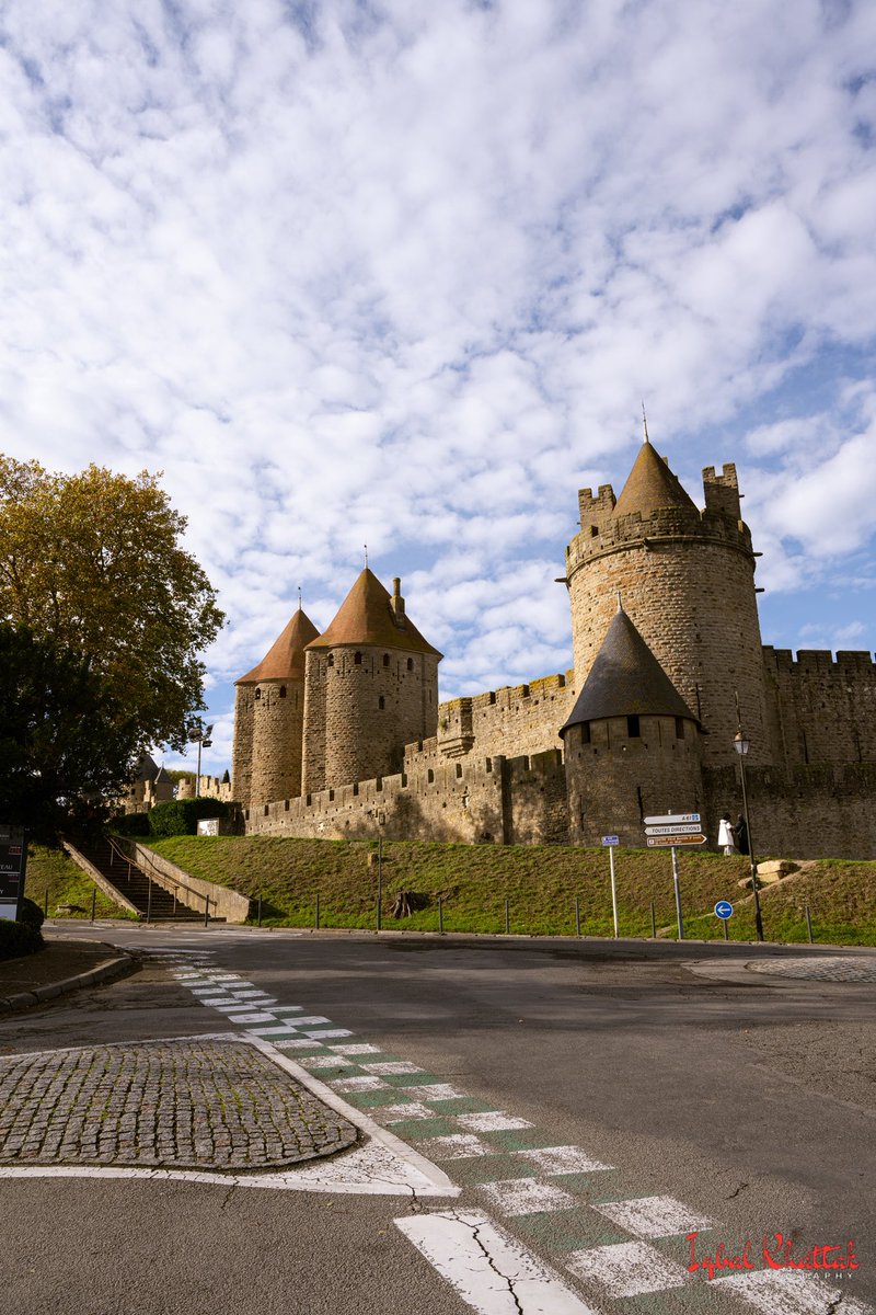 khattak63's tweet photo. With its castle and ramparts, Carcassonne is the French city in the south linking the Atlantic with the Mediterranean and seems straight out of a medieval fantasy novel. https://t.co/tACPHSRi49