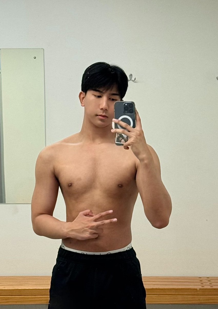 beefnoodlesoupe's tweet photo. post gym checked https://t.co/V6n6RGzUt3