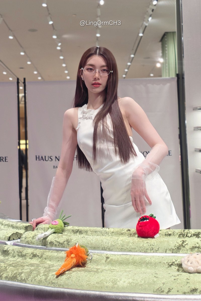 LingOrmTagTrend's tweet photo. ห๊าาาาาาาาาาาา

ORM VEGGIE POPUP ICONSIAM #OrmxGentleMonsterICONSIAM https://t.co/jcQr6ZxocE