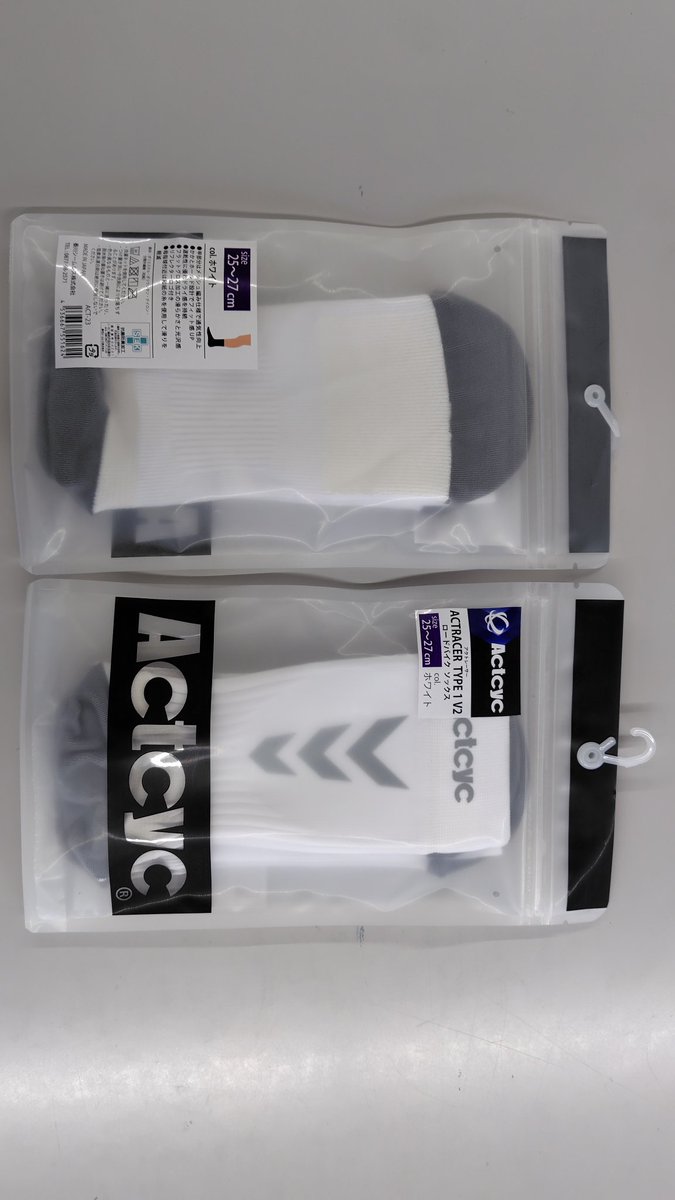 Actcyc_official's tweet photo. Actracer Type1 V2 
2サイズ、6色
つま先補強
母指球辺りの滑りを軽減
口ゴムの滑り止め素材をナノフロントに（肌に当たる所を非シリコン、非ポリウレタン）
富士ヒルで新発売です。
つま先が弱いと感じていた方はこちらをお勧めします😊 https://t.co/ueYiXhxtk8
