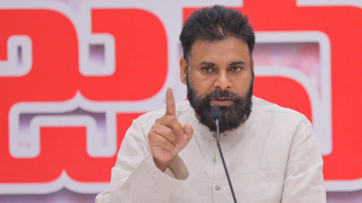 TeluguScribe's tweet photo. పవన్ కళ్యాన్‌కు అస్వస్థత..!

ఏపీ క్యాబినెట్ భేటీ నుంచి ఉన్నట్లుండి వెళ్ళిపోయిన డిప్యూటీ సీఎం పవన్ కళ్��ాణ్

సమావేశం జరుగుతుండగా ఆయన తీవ్రమైన వెన్నునొప్పికి గురైనట్లు సమాచారం

దీనిపై పూర్తి వివరాలు తెలియాల్సి ఉంది https://t.co/bWClk856gx