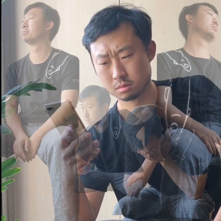 LiXuanRoman's tweet photo. @Guangjie_LF 效果不如带个小平板（）
就爱买花里胡哨的没用东西 https://t.co/qxbpPXVMql