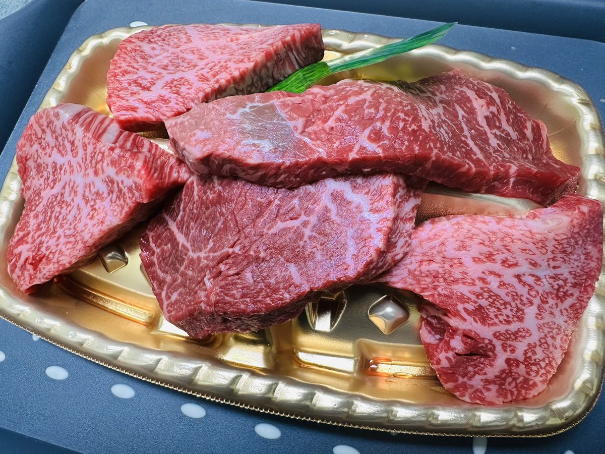 GodComplex_k's tweet photo. にぐぅ https://t.co/AzXhuzi1UN