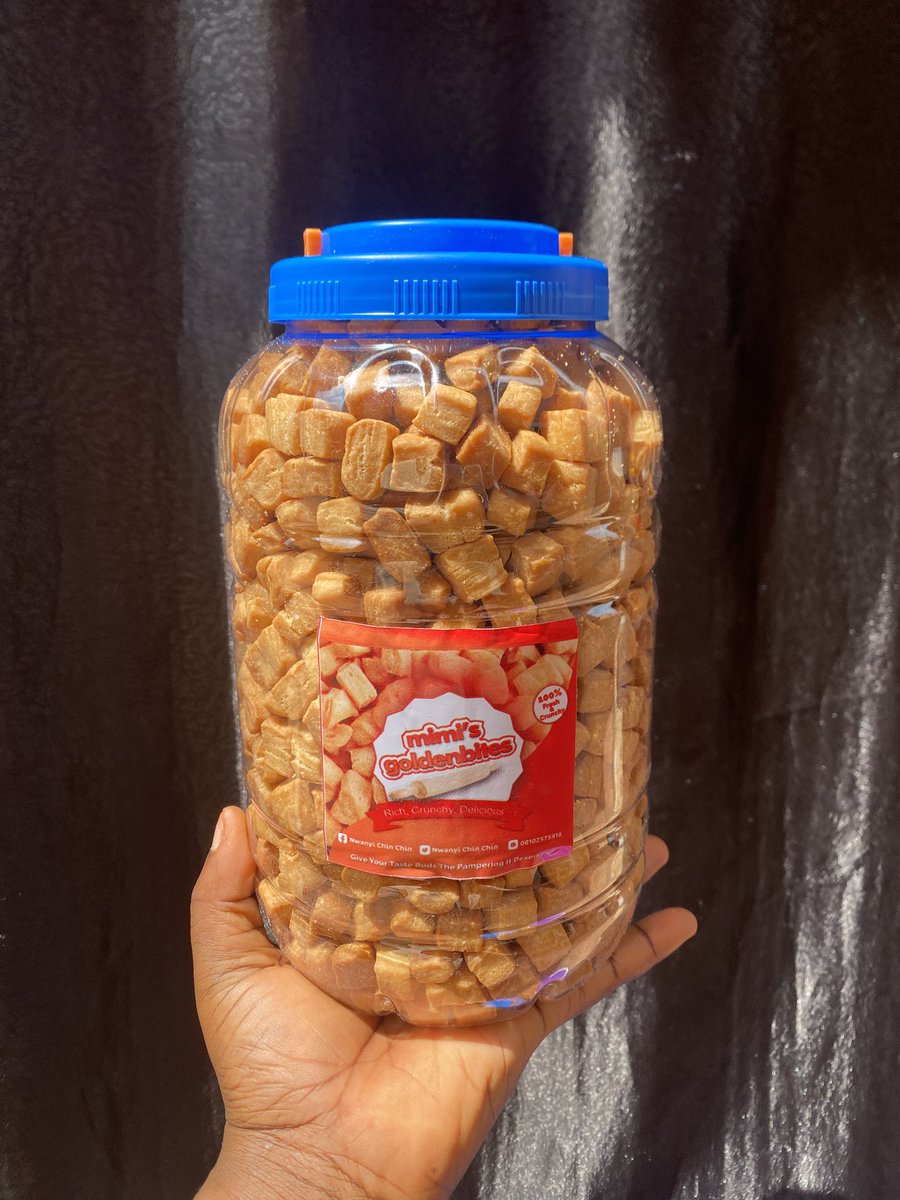 AniebonamMira's tweet photo. The only drama you need today is deciding whether to share your Mimi’s Goldenbit or keep it all to yourself 😂

Send us a dm to secure a jar for yourself 🫵🏾

📍 Enugu.

@yay_tunes @pagesbydammy @MarinatedTurks @ebukahhhh @Foodlum__ https://t.co/Jsrz1ViHlu
