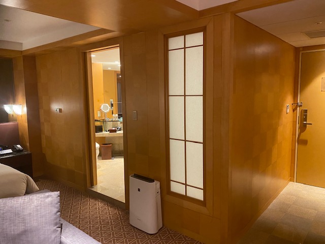 onsensommelier's tweet photo. 「グランドハイアット福岡」です。
食事の前後で入浴するなら、３０分は休みましょう。
入浴と食事の時間的距離は３０分。
https://t.co/sxRm06I6Gy
#ホテルマニアの温泉ソムリエ
#温泉ソムリエ https://t.co/Ukj3HH6eJa
