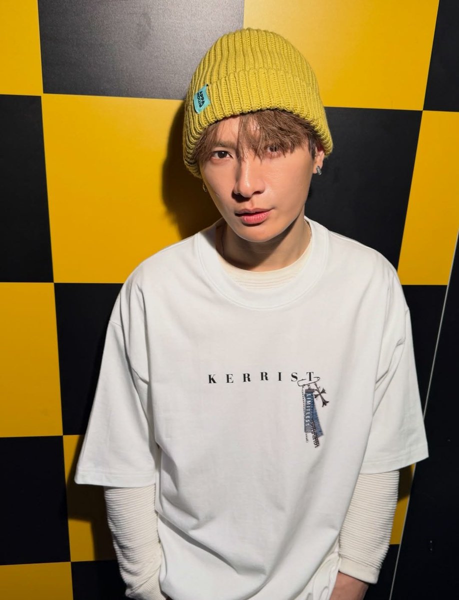 krist_est's tweet photo. Cr. Ig kerristb 
(4/6/2026)

เสื้อสีส้ม🍊สวยมาก ✨ รับพรีออเดอร์กันเลยค่า

#kerristb
#KristPerawat https://t.co/3RORcgdBOS