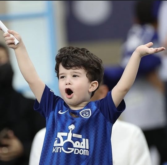 IFhDio's tweet photo. @1ii0lll اديداس ونايك افضل بمليون مره من بوما نادينا يبي له نفض من جميع النواحي https://t.co/YLD2UOTzp1