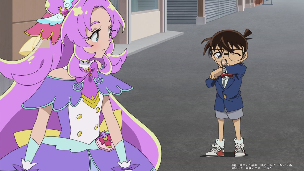 TVer_official's tweet photo. ◤2つの名探偵アニメが奇跡のコラボ◢

『#名探偵コナン』
　　　　✖️
　　『#名探偵プリキュア！』

探偵団はキュアット✨解決できるのか!?
スペシャルな“名探偵コラボ”を #TVer でお見逃しなく⚽ 
@conan_anime1000

キュアアンサーが登場するエピソード💜
「はなまるな真実」はここから🔻