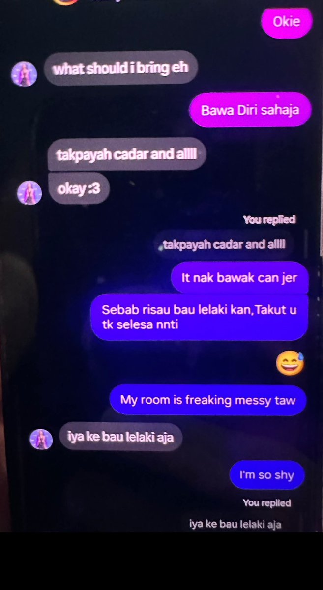 twtbiy's tweet photo. Kemain kau eh Sarah Yasmine, Niezam zaidi pun kau sondol. Apa benda conversation siap nak bawa cadar ni. https://t.co/1G5rZPxRDP