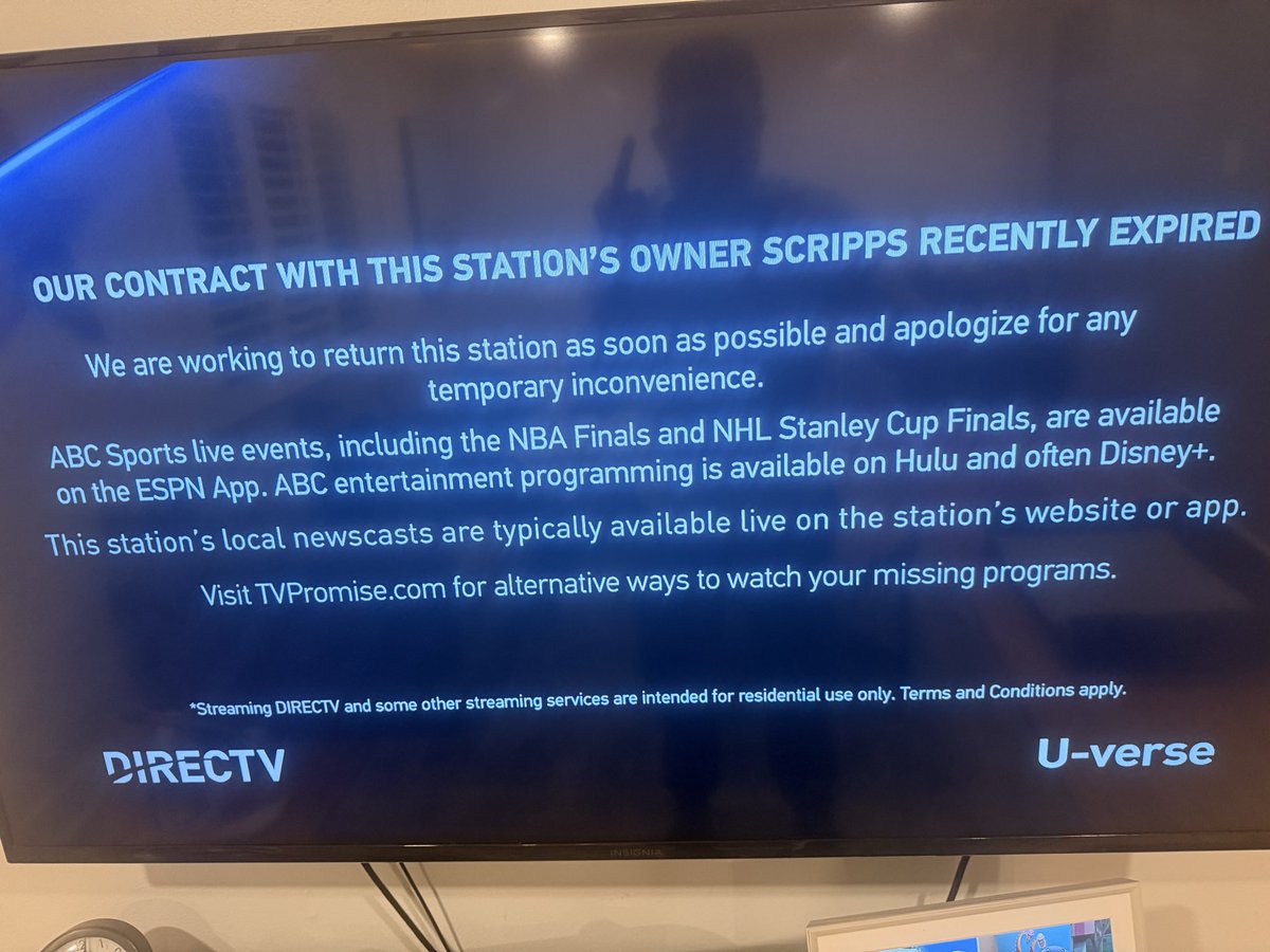 Griffieo45's tweet photo. @DIRECTV @comcast https://t.co/NjLvwhinJg