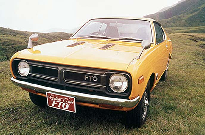 cobby_jp's tweet photo. ギャランクーペFTO（1971〜1975）
1.4〜1.6Lクラスに位置するギャランGTOの弟分的存在。ギャランシリーズとの共通部品が多く、コンパクトなボディに対してドアが長く見える独特の外観となった。「FTO」は「Fresh Touring Omologato」の略で、後に1990年代にそのモデル名が復活する。COBBY https://t.co/47bB2dXYyR