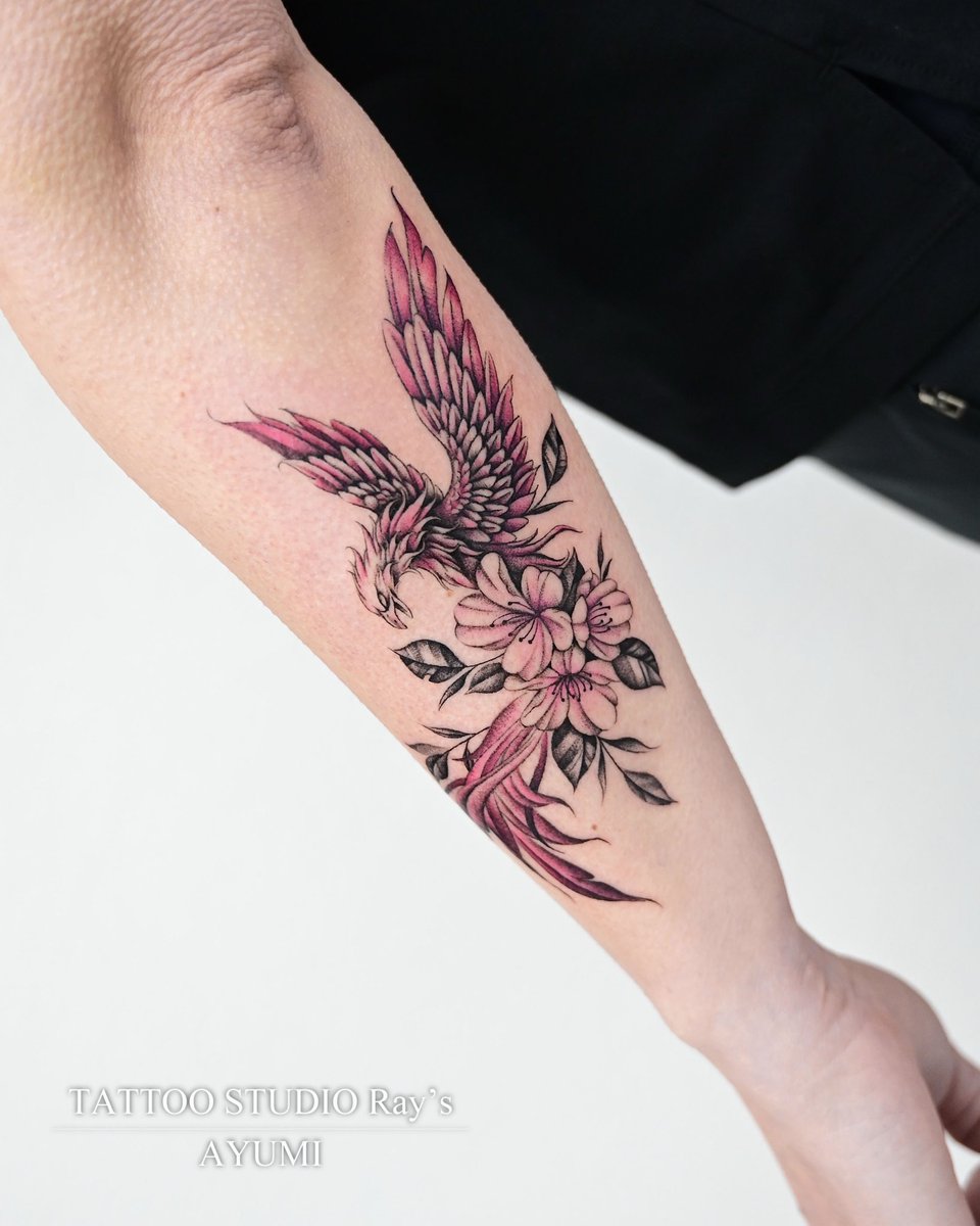 rays_co's tweet photo. l◤ New ◢l

『鳳凰 &amp; 桜』

Tattooed by AYUMI（Tokyo Studio）

▷ オフィシャルページ・ご予約
https://t.co/Odqi58fW8J https://t.co/rjT9t96poT