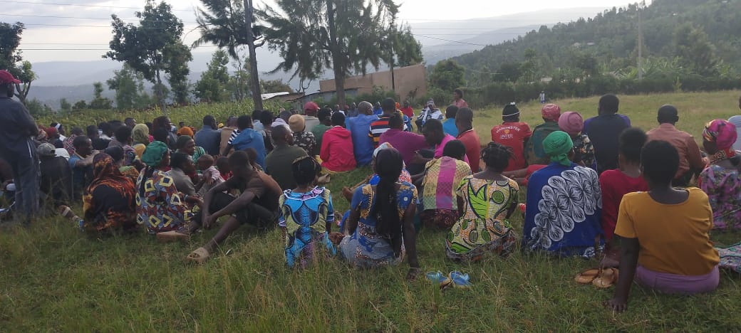 RutungaS's tweet photo. @RutungaS kuwa 02/6/2026 mu  midugudu yose igize Umurenge wa Rutunga habaye inteko y'abaturage,ku rwego rw'Umurenge inteko yabereye mu kagari ka kabaliza mu mudugudu wa  kabaliza,hatanzwe ubutumwa: Umutekano,kwirinda indwara ya Ebola,MUSA, Ejo Heza, isuku n'isukura N'ibindi. https://t.co/CSZedNny1U