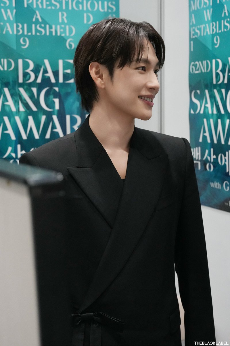 hys1kw0n's tweet photo. 남자좋음 https://t.co/VroEr5WoZb