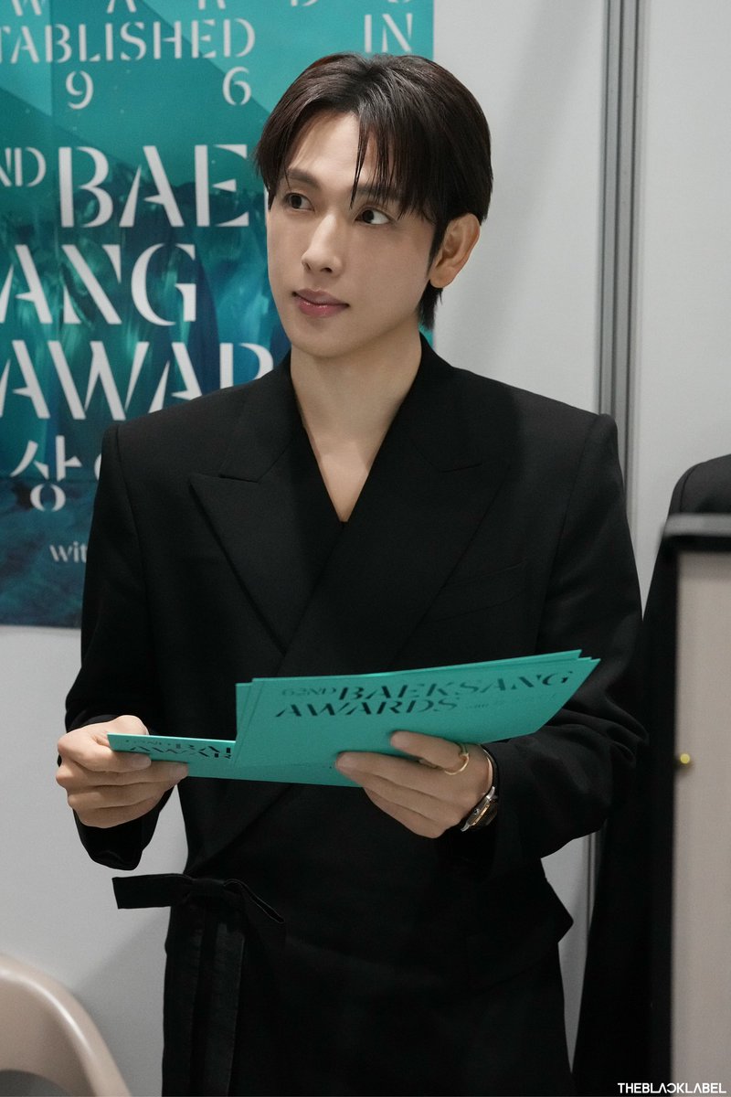 hys1kw0n's tweet photo. 남자좋음 https://t.co/VroEr5WoZb