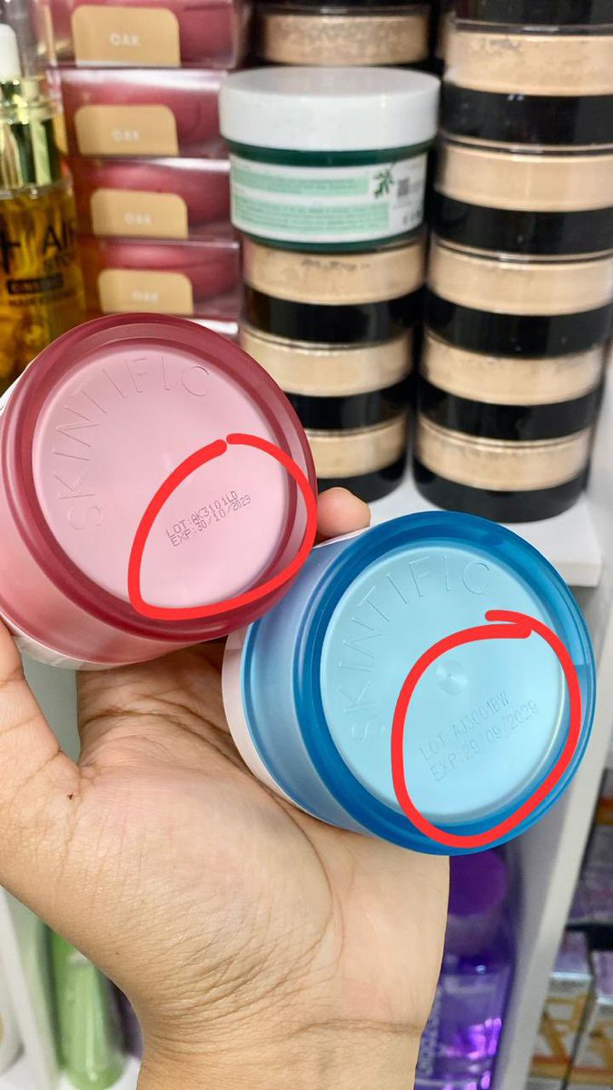 suchbchtr_'s tweet photo. OPEN PRE-order SKINTIFIC
• TXA Niacinamide Brightening Cream 30g
• ⁠￼5X Ceramide Barrier Moisturizer Gel 30g 

*165.000 get 2pc*
(Boleh mix)
📌 exp 2029 https://t.co/k5aTxAcovu
