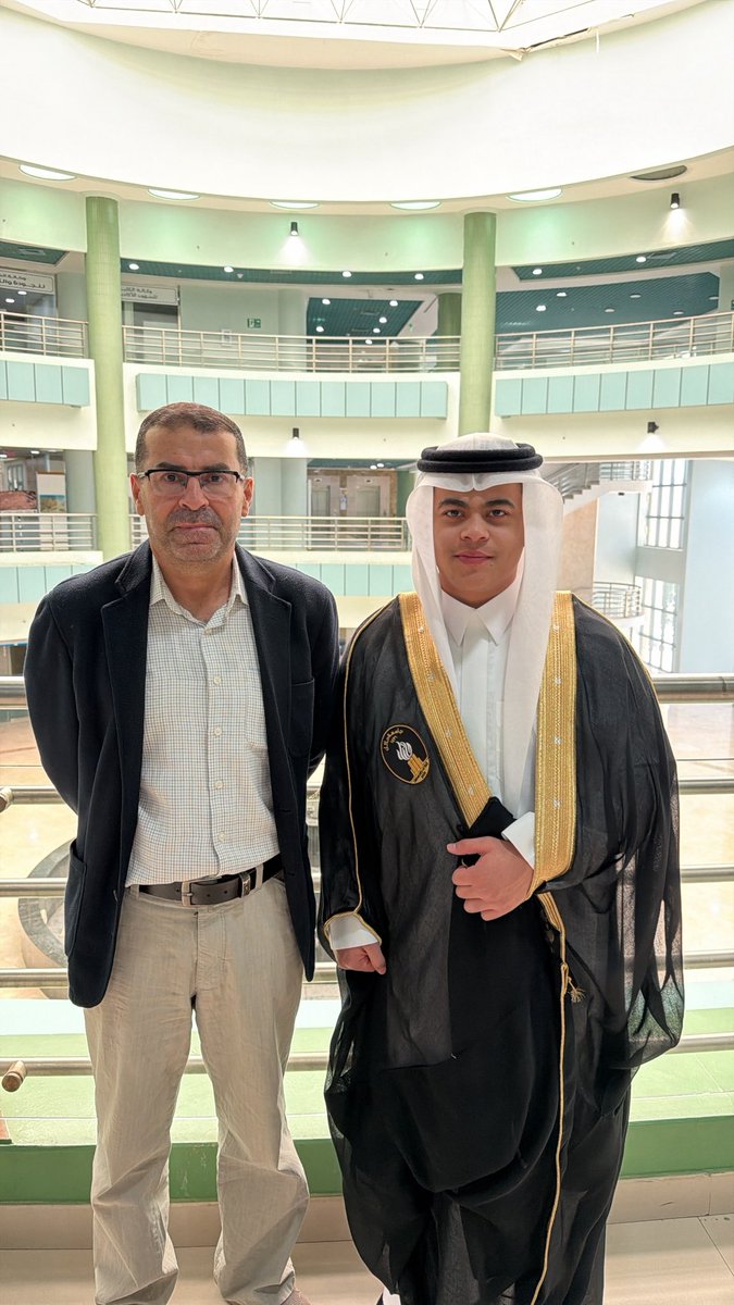 eprnse's tweet photo. احتفال قسم السياحة والاثار في الطلاب الخريجين للدفعة ال١٤ مبادرة جميلة ولاهي غريبة 🌹❤️ https://t.co/J3ywWM97nW