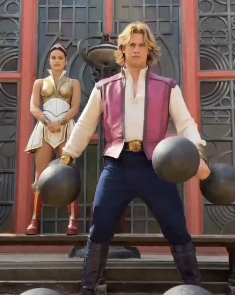 willesblue's tweet photo. Eu sei que ta todo mundo obcecado com o nicholas de mini saia em mestres do universo mas ele fica fofíssimo nessa versão mais gay do he man https://t.co/n4euQnKoER