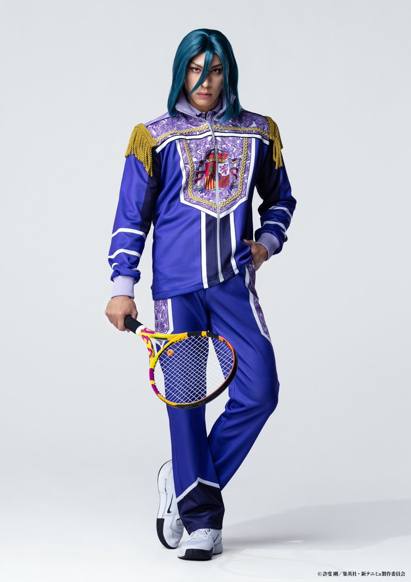 TennimuNews's tweet photo. 【#新テニミュ】キャラクタービジュアル⑤
The Final Stageのソロビジュアルを公開！
・アントニオ・ダ・メダノレ 役　當間ローズくん
・フリオ・ロマン 役　古谷大和くん
・マルス・デ・コロン 役　Tokiくん
・シルバ・セラ・バンビエーリ 役　Alecくん https://t.co/ox6i7NFyEZ