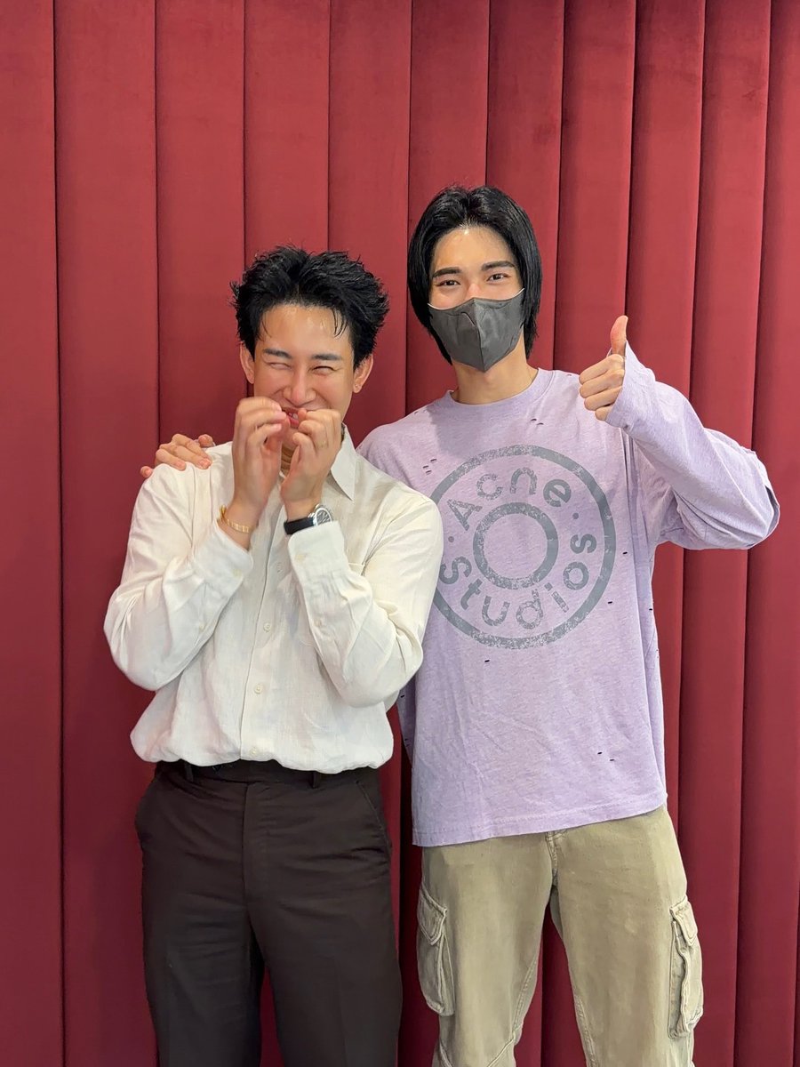 __opywpy__'s tweet photo. 閃閃發光✨
cr. frint_stone

#winmetawin https://t.co/FXfpm9yw3X