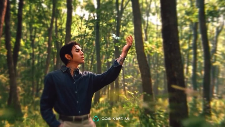 Annichut's tweet photo. ian and nabi (butterfly) 🦋 https://t.co/7adjWrABV6