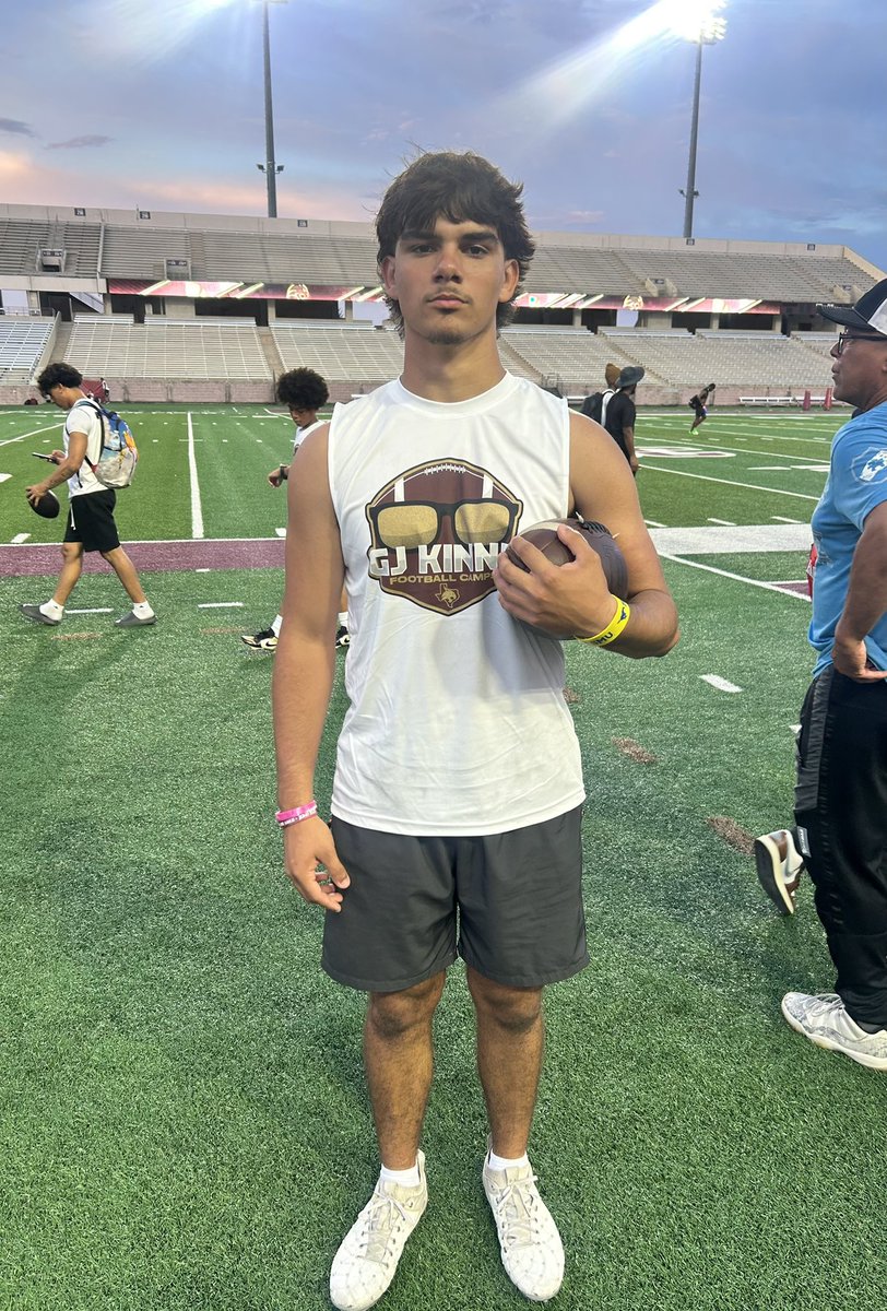 TristanRTorrez's tweet photo. Thanks @LDKep @CoachEvansTXST &amp; @TXSTATEFOOTBALL for the coaching tonight. https://t.co/VfmPDJCxTN
