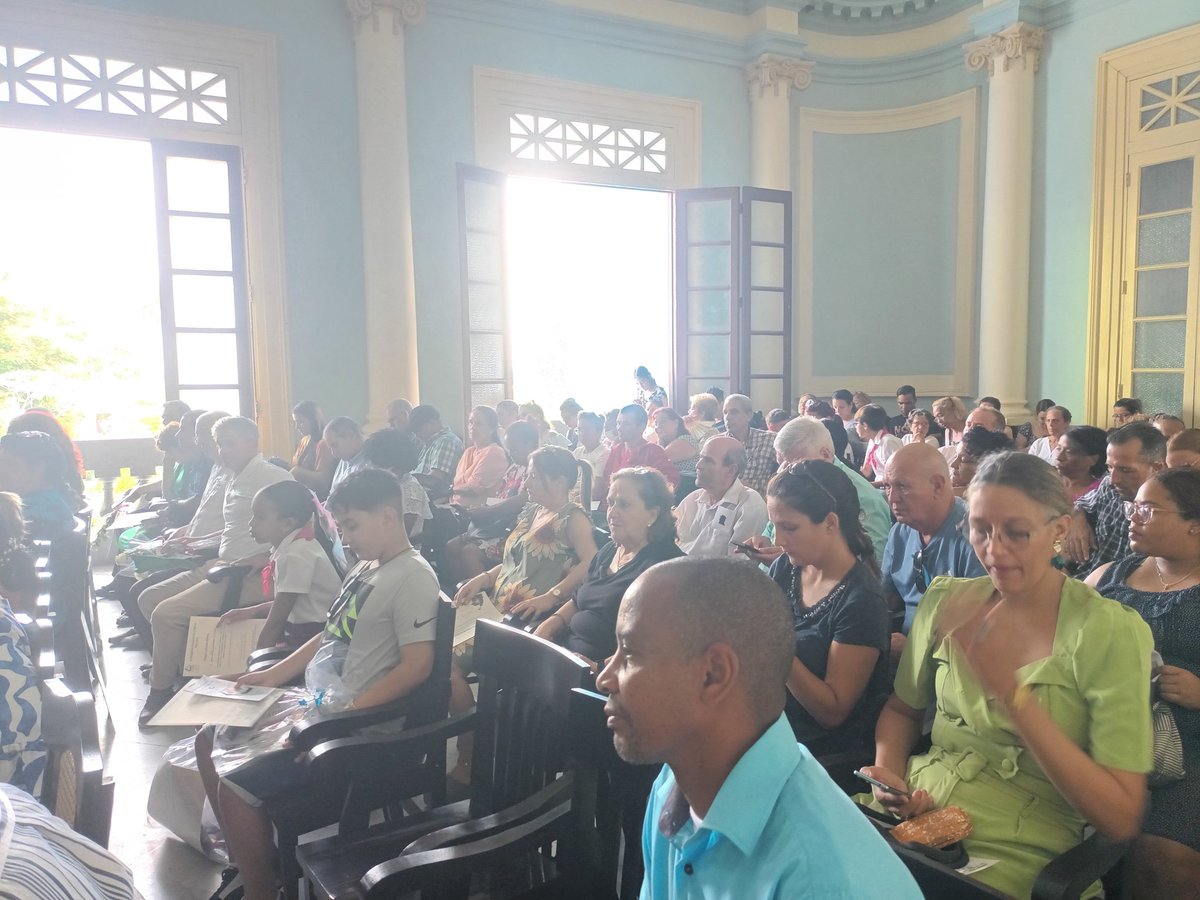 MariaC_Velasco's tweet photo. #SiSePuede celebramos #95DeRaul y #5deJunio en #VillaClara Provincia Destacada Día Mundial del Medio Ambiente. En la unidad está la fuerza #UnMundoMejorEsPosible https://t.co/rfVQJ3lLOO