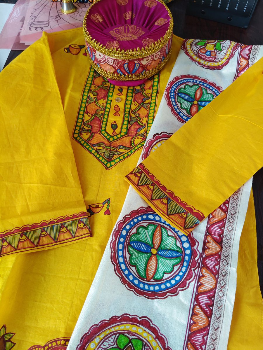 mithilakritihub's tweet photo. Jenau special kurta 
Barua ke lel
👉Cotton stitched kurta with the theme of jenau.
👉Paag
👉Dopta with mithilaart.
#threadceremony #mithilapainting #artofmithila #mithilaculture #mithilaarts https://t.co/wCdmOsOvjh