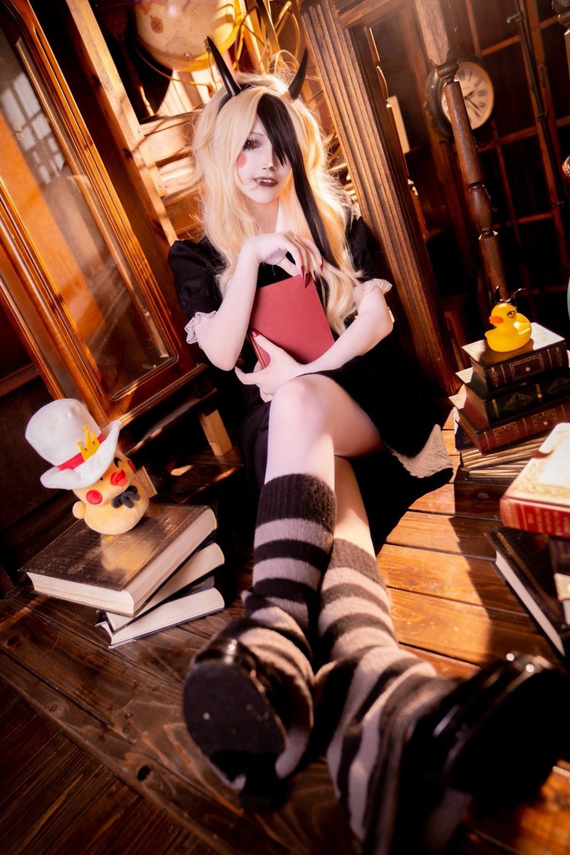 chaitea_23's tweet photo. cos / HAZBIN HOTEL

✞✞✞ 𝑪𝒉𝒂𝒓𝒍𝒊𝒆'𝒔 𝑬𝒎𝒐 𝑷𝒉𝒂𝒔𝒆 ✞✞✞

📸 @ehuzi_teya https://t.co/ziMtrJ5ZCl