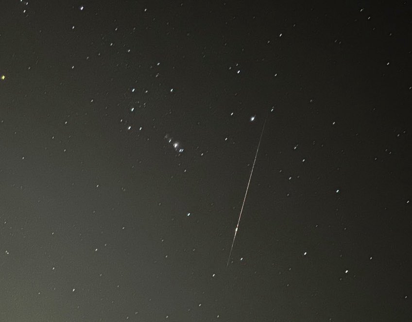sage_astr's tweet photo. here’s some of my favorite astro pics💫 https://t.co/r4qyikWja7