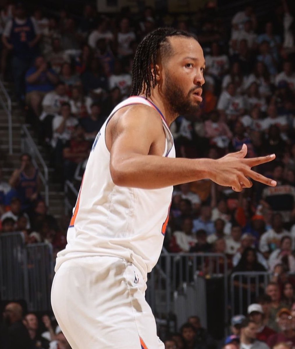 _HoopsNation's tweet photo. JALEN BRUNSON IN GAME 1 TONIGHT:

30 POINTS
3 REBOUNDS 
2 ASSISTS 

KNICKS LEAD 1-0 https://t.co/TBtPRFJPIv