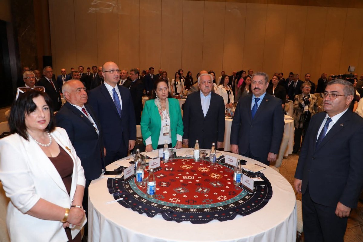 ZaurMammadovAR's tweet photo. BDU VƏ QƏRBİ AZƏRBAYCAN İCMASININ BİRGƏ TƏŞKİLATÇILIĞI İLƏ “QƏRBİ AZƏRBAYCANA QAYIDIŞ: MİLLİ İDEYANIN YENİ MƏRHƏLƏSİ KİMİ” MÖVZUSUNDA I BEYNƏLXALQ ELMİ KONFRANSda iştirak etdik. https://t.co/9tRE2WTvtZ
